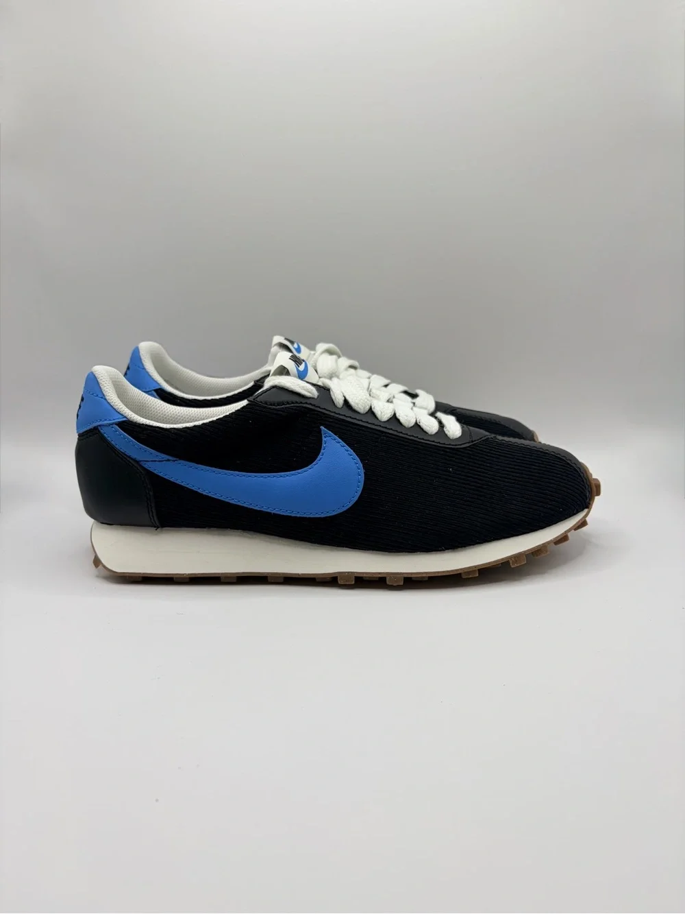 Nike LD-100” SE Runner with Blue Swoosh and White Accents